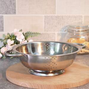 Дуршлаг 24см нерж с ручками на ножке